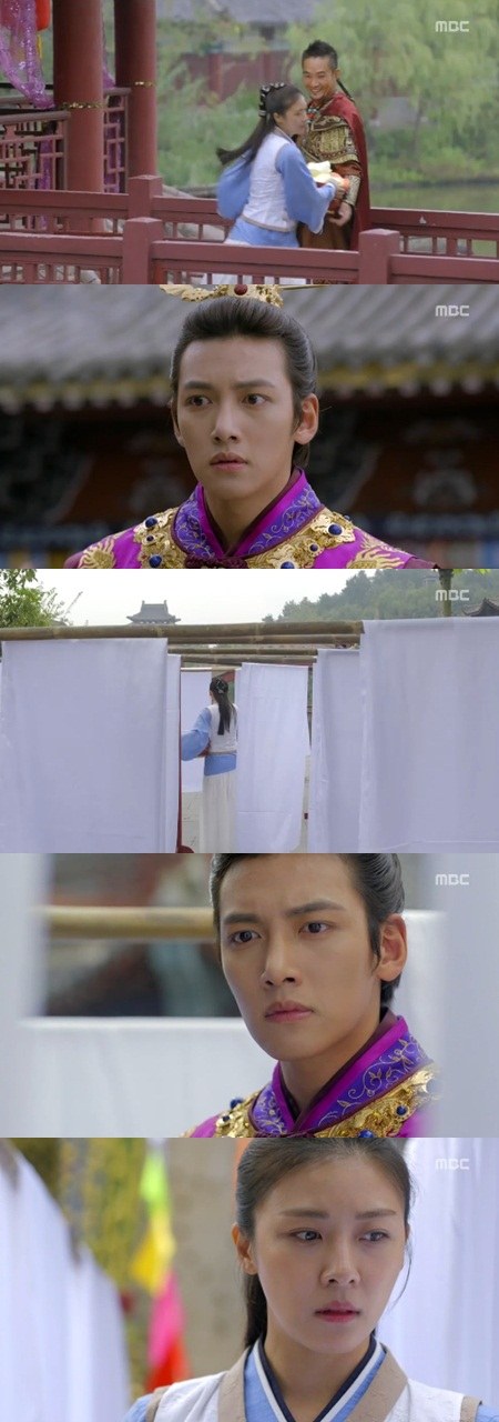 &quot;Empress Qi&quot; Ji Chang-wook notices Ha Ji-won's identity