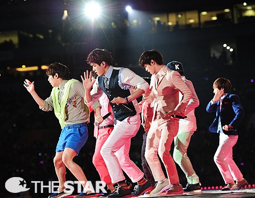 21 idol groups perform at the &rsquo;2013 Dream Concert&rsquo;