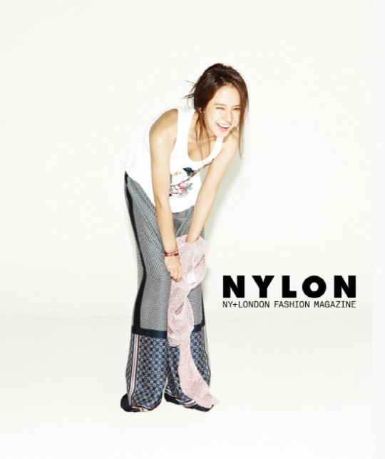 Song Ji Hyo goes casual for &lsquo;Nylon&rsquo;