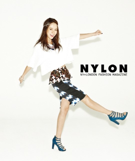 Song Ji Hyo goes casual for &lsquo;Nylon&rsquo;