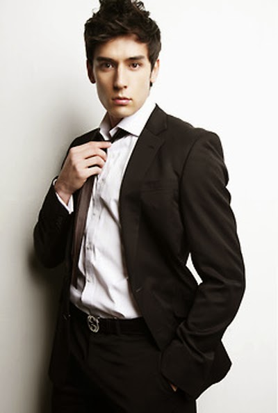 Julien Kang arrested in underwear