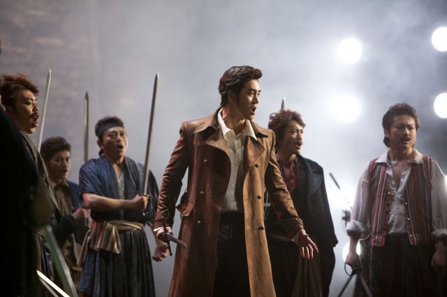 new official trailer and stills for the Korean movie 'The Tenor Lirico Spinto'