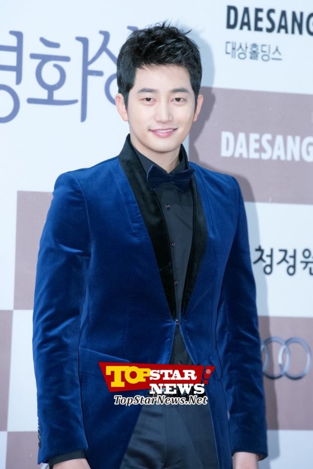 Top ten Hallyu actors in Japan, Park Si-hoo, Park Yoo-chun, Ji Hyeon-woo, Lee Min-ho, Lee Seung-gi, Yoo Ah-in, Song Joong-ki, Yoon Eun-hye, Jo In-Seong, Han Ji-min